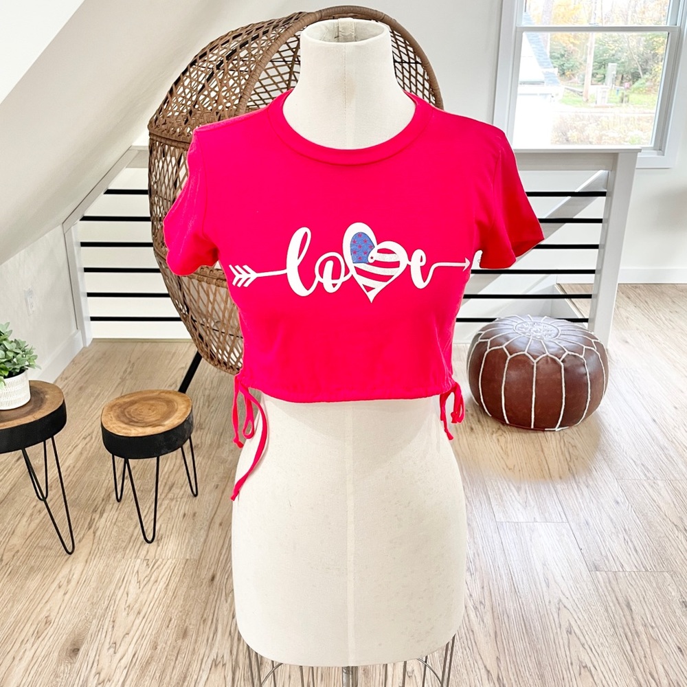 NWT M, L XL red love, heart flag T-shirt crop top